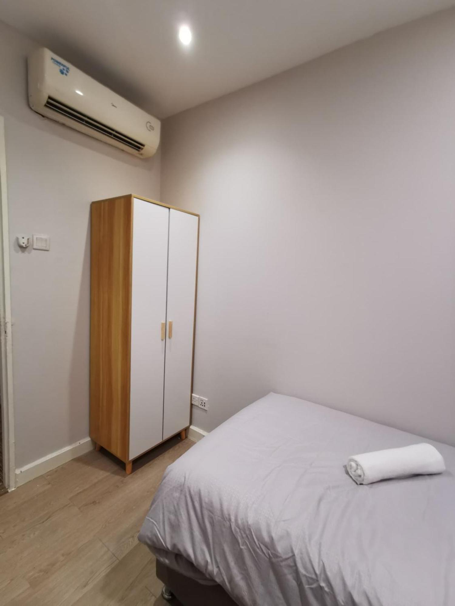 Autumn Guesthouse'S Near Jalan Alor Bukit Bintang Kuala Lumpur Esterno foto